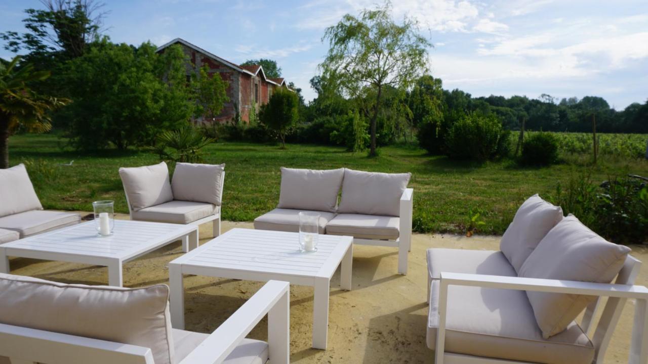 Chateau Bernon Maison D Hotes - Piscine Et Spa Queyrac Luaran gambar