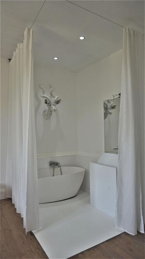 Chateau Bernon Maison D Hotes - Piscine Et Spa Queyrac Luaran gambar
