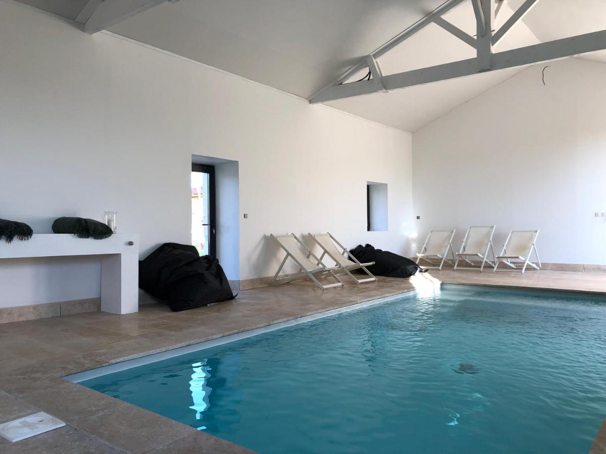 Chateau Bernon Maison D Hotes - Piscine Et Spa Queyrac Luaran gambar