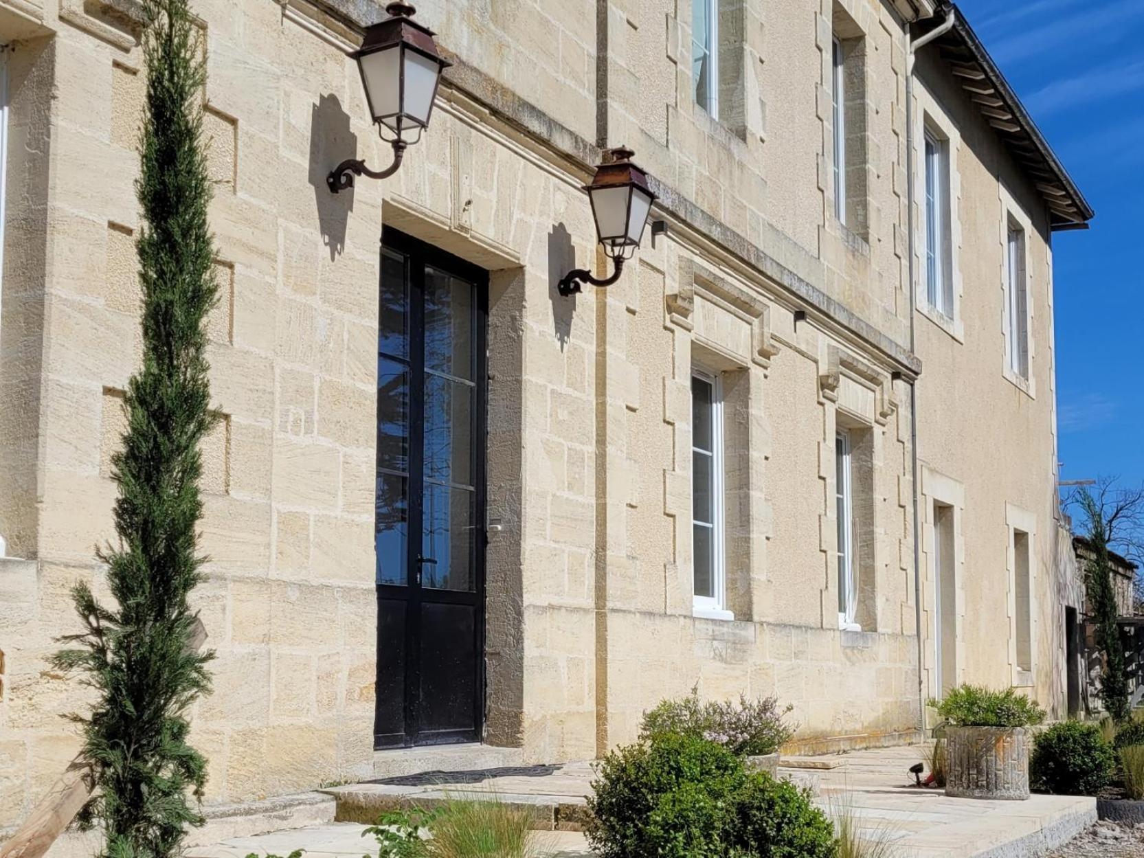 Chateau Bernon Maison D Hotes - Piscine Et Spa Queyrac Luaran gambar